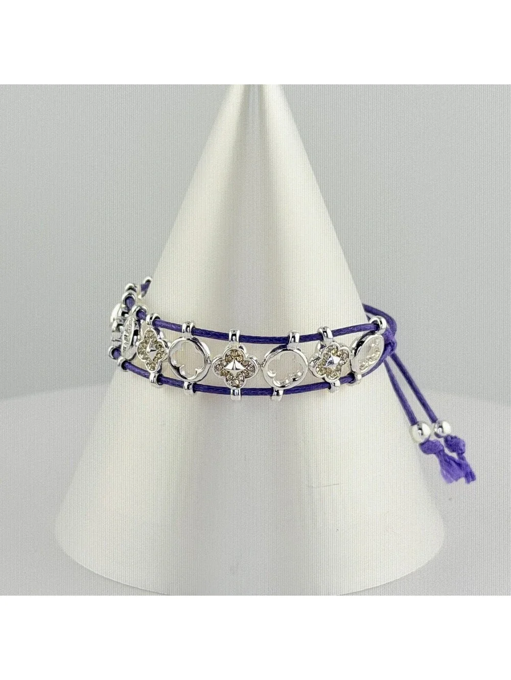 Bomb Party Single Stack Clovers Bracelet - on Silver Plating #170